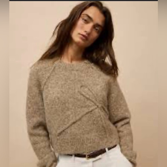 American Eagle Outfitters Sweaters - American Eagle Crewneck Cropped Bow Sweater